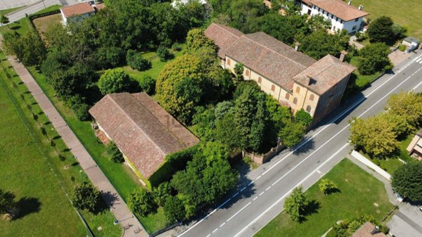 casa indipendente in vendita a Paese