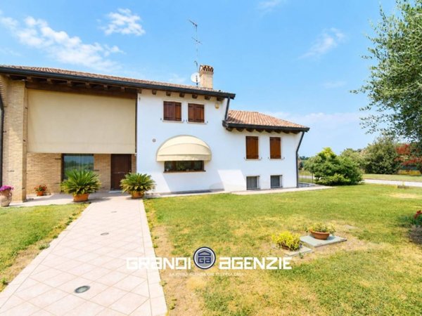casa indipendente in vendita a Paese