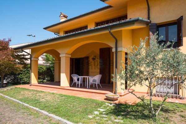 casa indipendente in vendita a Paese