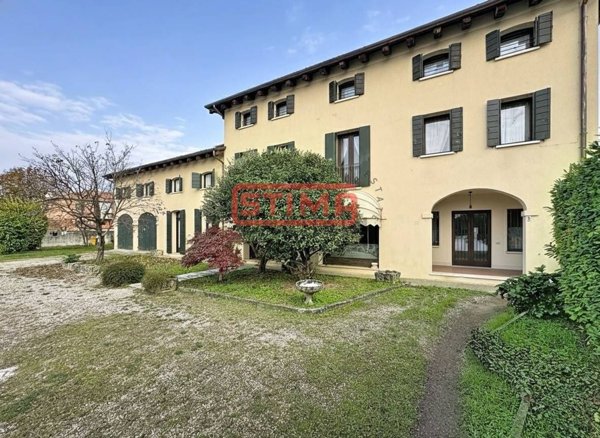 casa indipendente in vendita a Paese in zona Porcellengo