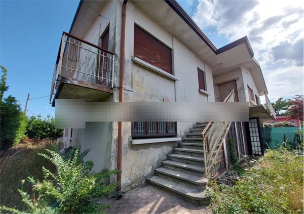 casa indipendente in vendita a Paese in zona Castagnole