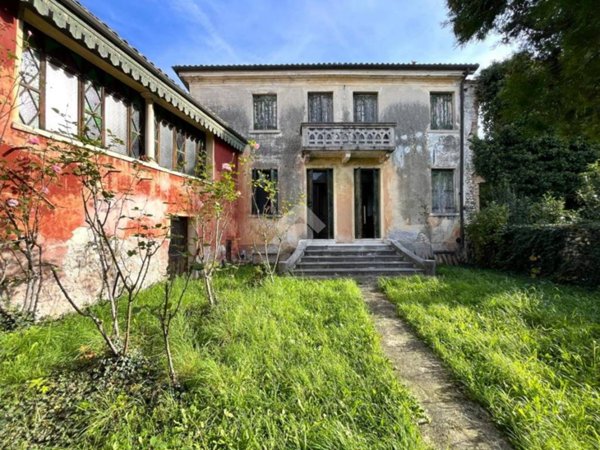 casa indipendente in vendita a Pederobba