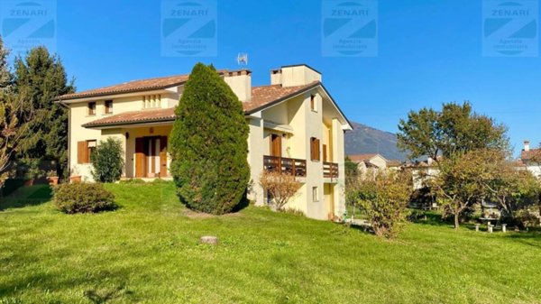 casa indipendente in vendita a Pederobba