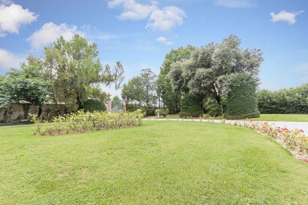 casa indipendente in vendita a Pederobba in zona Covolo