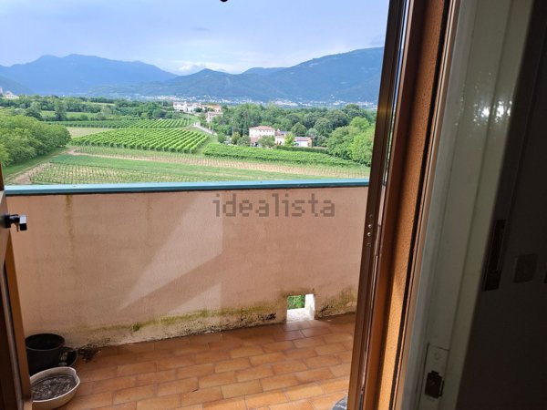 appartamento in vendita a Pederobba in zona Curogna