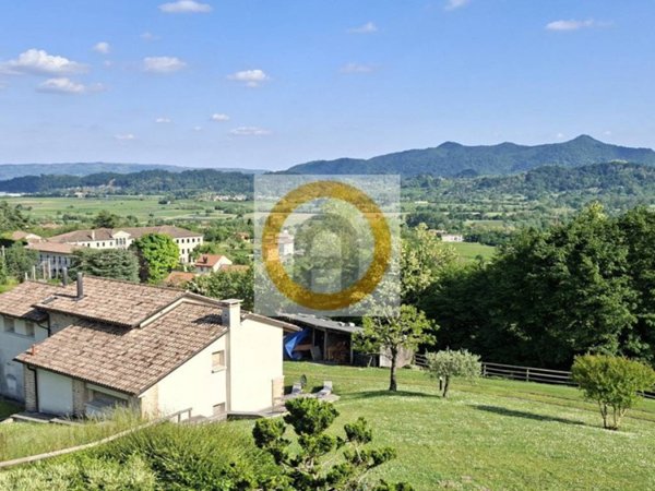 casa indipendente in vendita a Pederobba