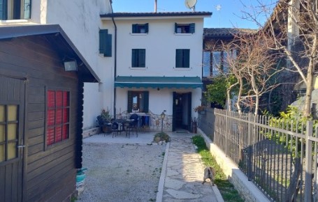 casa indipendente in vendita a Pederobba