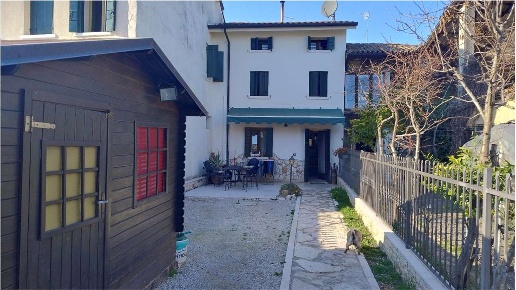 casa indipendente in vendita a Pederobba