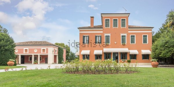 casa indipendente in vendita a Pederobba in zona Covolo