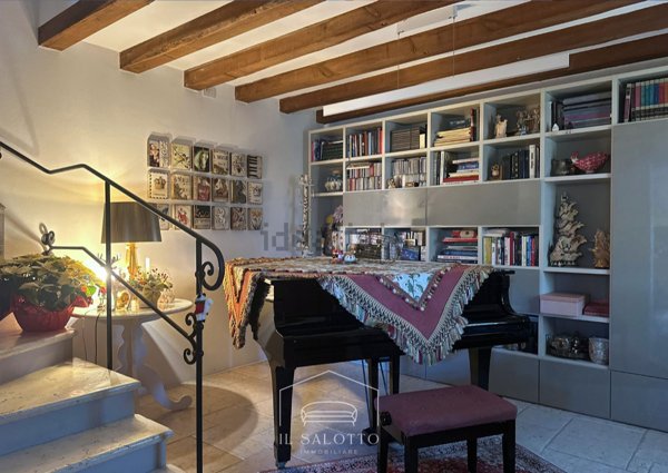 casa indipendente in vendita a Pederobba