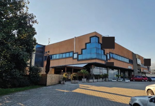 negozio in vendita a Pederobba in zona Curogna