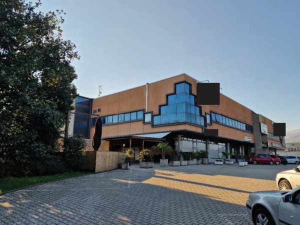 locale di sgombero in vendita a Pederobba