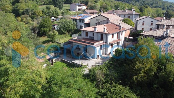 appartamento in vendita a Pederobba in zona Levada