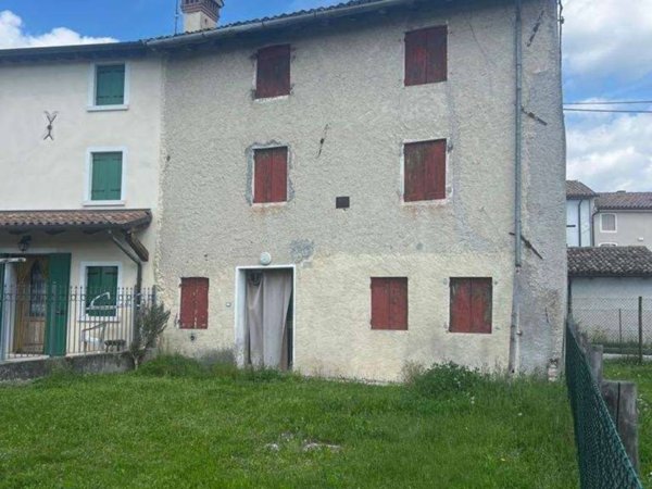 casa indipendente in vendita a Pieve di Soligo in zona Barbisano