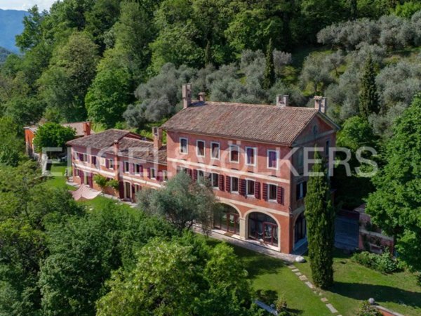 villa in vendita a Pieve di Soligo