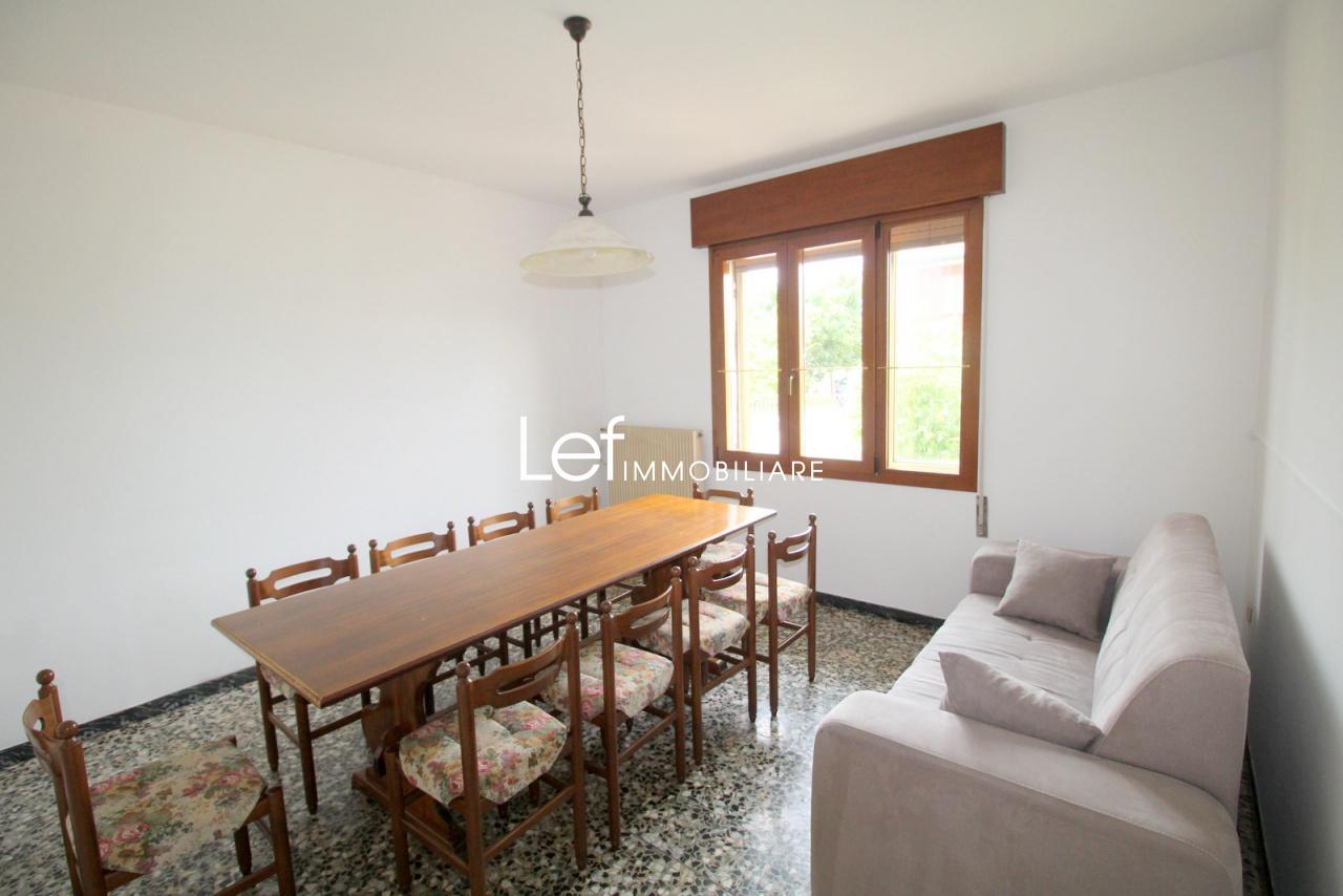 casa indipendente in vendita a Pieve di Soligo in zona Barbisano