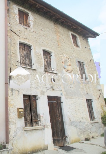 casa indipendente in vendita a Pieve di Soligo