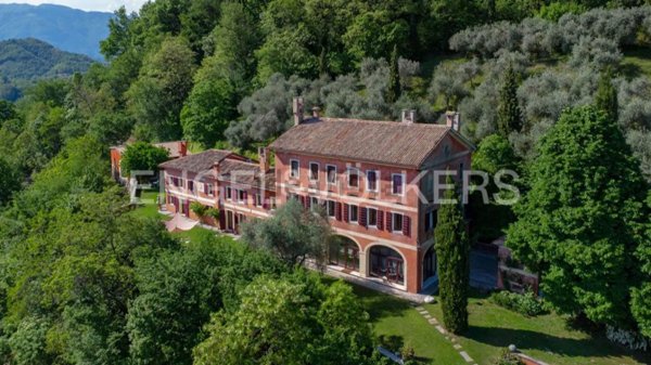 casa indipendente in vendita a Pieve di Soligo