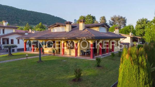 casa indipendente in vendita a Pieve di Soligo