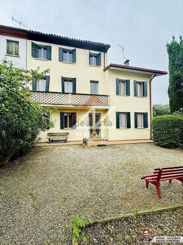 casa indipendente in vendita a Pieve di Soligo