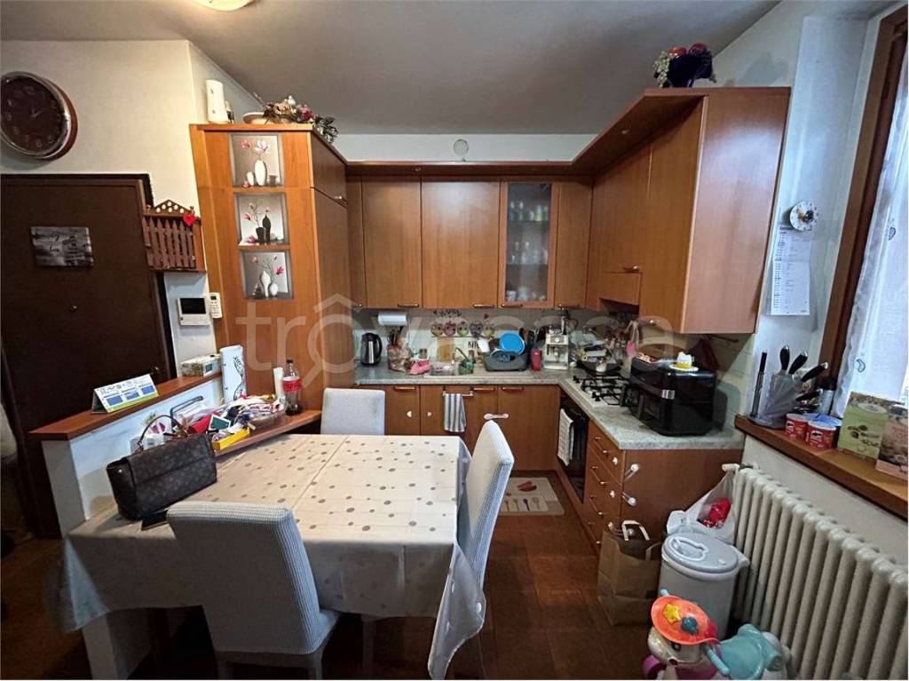 appartamento in vendita a Pieve di Soligo in zona Barbisano