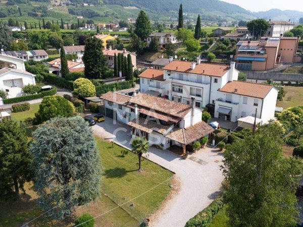 casa indipendente in vendita a Pieve di Soligo in zona Solighetto
