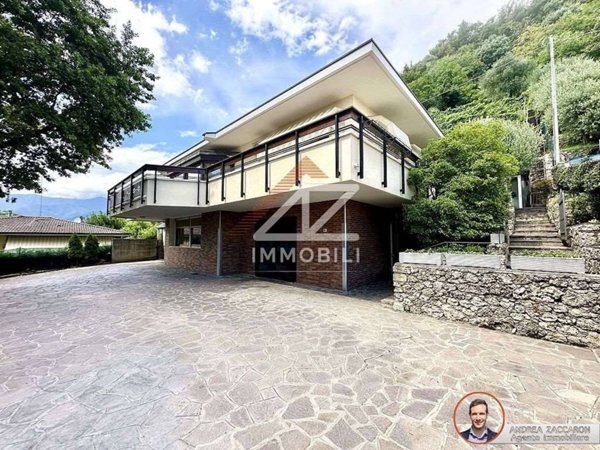 casa indipendente in vendita a Pieve di Soligo in zona Solighetto