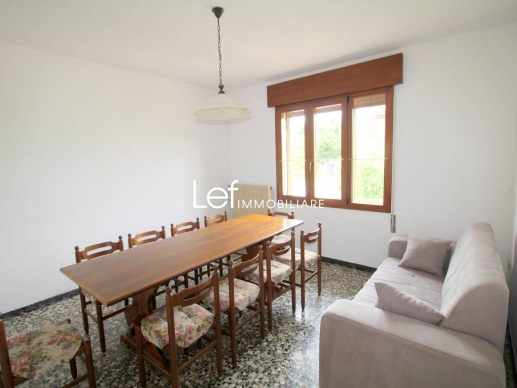 casa indipendente in vendita a Pieve di Soligo in zona Barbisano