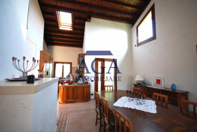 casa indipendente in vendita a Pieve di Soligo