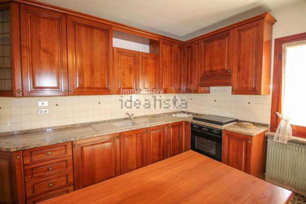 casa indipendente in vendita a Pieve di Soligo in zona Barbisano