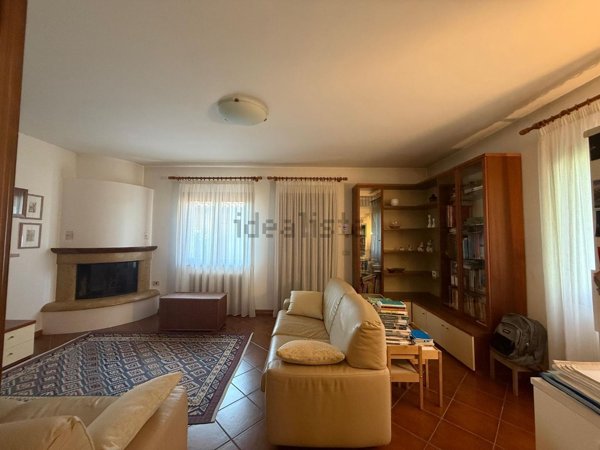 casa indipendente in vendita a Pieve di Soligo in zona Solighetto