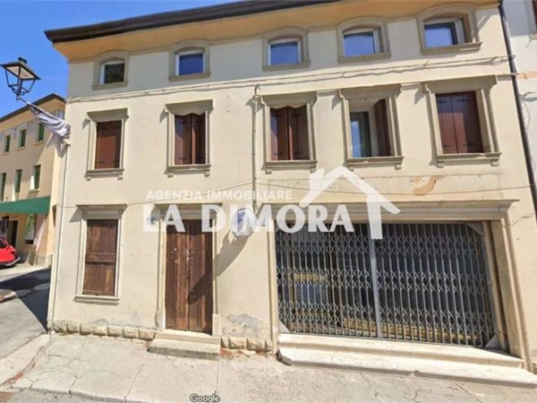 negozio in vendita a Pieve di Soligo