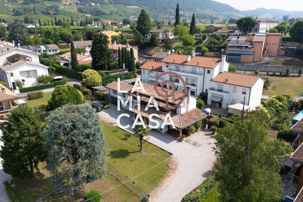 casa indipendente in vendita a Pieve di Soligo in zona Solighetto