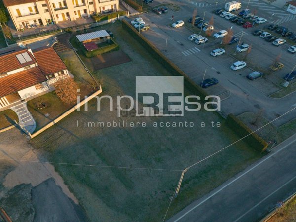 casa indipendente in vendita a Pieve di Soligo