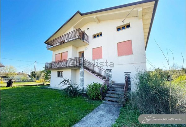 casa indipendente in vendita a Pieve di Soligo in zona Solighetto
