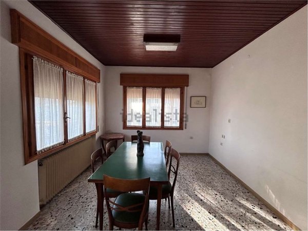 casa indipendente in vendita a Pieve di Soligo