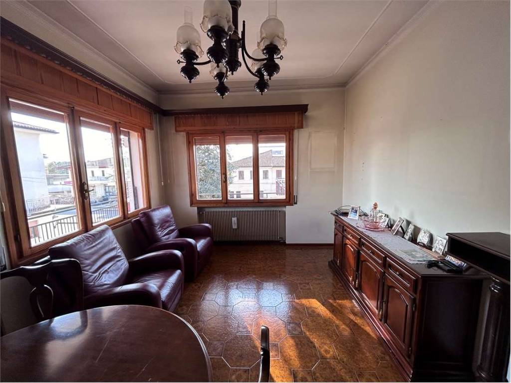 casa indipendente in vendita a Pieve di Soligo