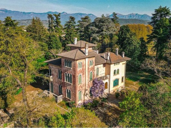 casa indipendente in vendita a Pieve di Soligo in zona Barbisano