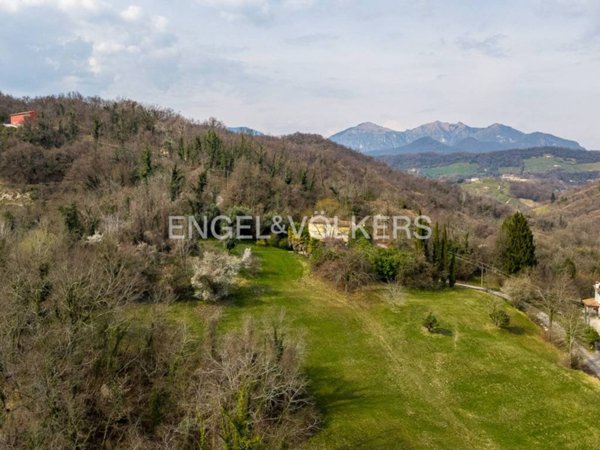 casa indipendente in vendita a Pieve di Soligo
