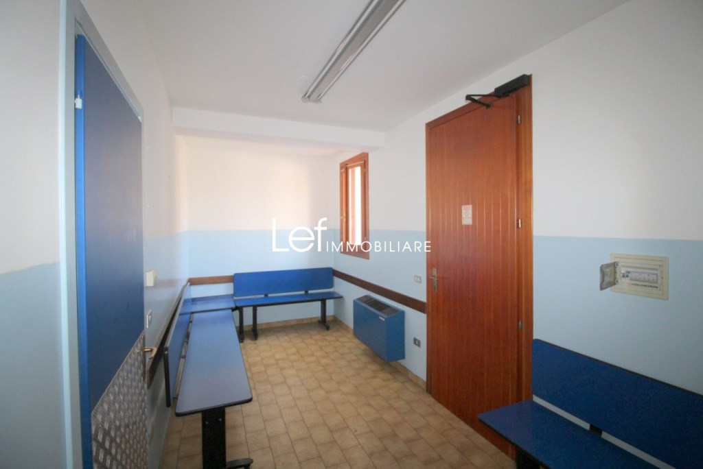 ufficio in vendita a Pieve di Soligo in zona Solighetto