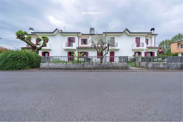 casa indipendente in vendita a Pieve di Soligo