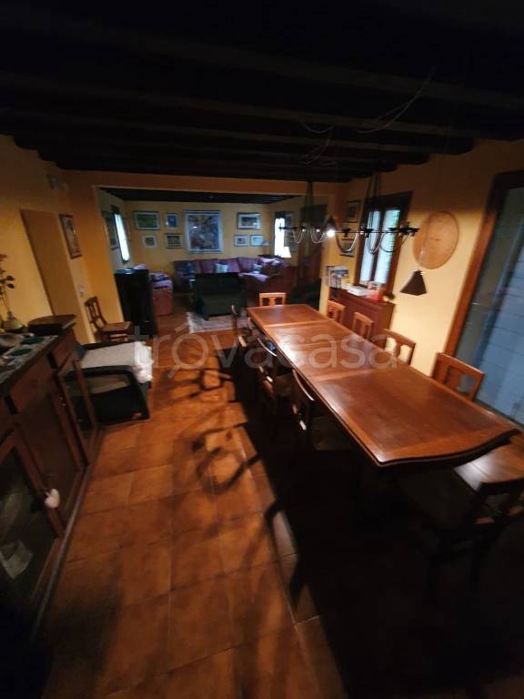 casa indipendente in vendita a Pieve di Soligo