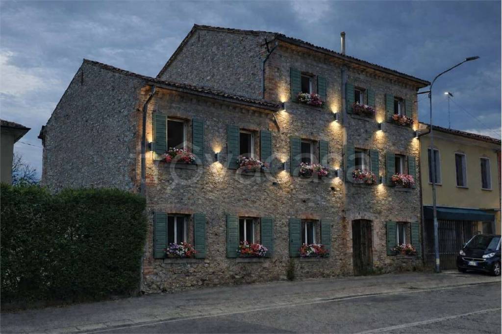 casa indipendente in vendita a Pieve di Soligo