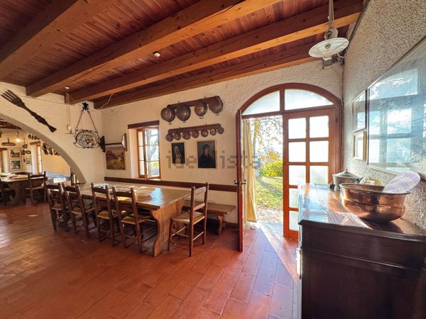 casa indipendente in vendita a Pieve di Soligo in zona Barbisano