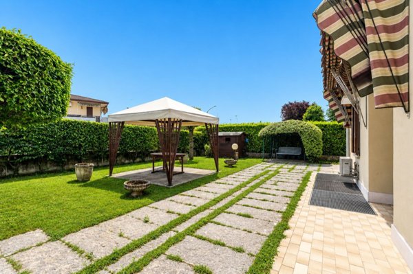 appartamento in vendita a Pieve di Soligo in zona Solighetto