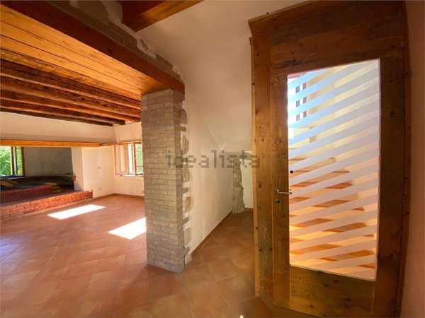 casa indipendente in vendita a Pieve di Soligo in zona Solighetto