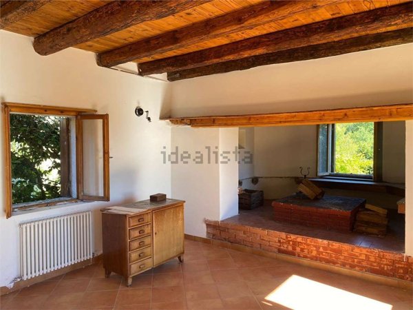 casa indipendente in vendita a Pieve di Soligo in zona Barbisano