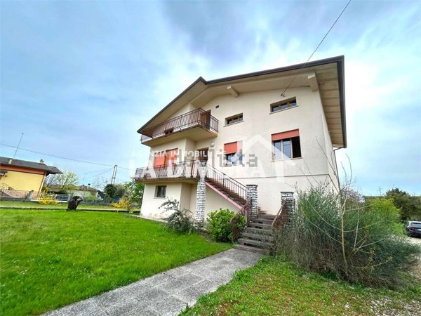 casa indipendente in vendita a Pieve di Soligo in zona Solighetto