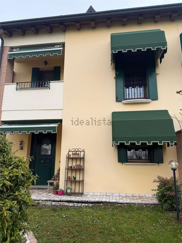 casa indipendente in vendita a Pieve di Soligo in zona Solighetto