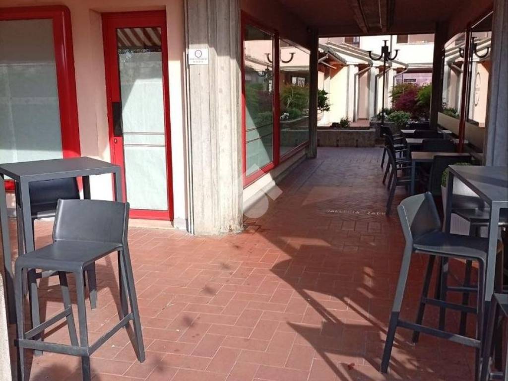 negozio in vendita a Pieve di Soligo in zona Solighetto